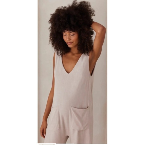Bumpsuit Maternity Beige Linen WideLeg Pocket Sleeveless Romper Jumpsuit XS Boho - Picture 2 of 9